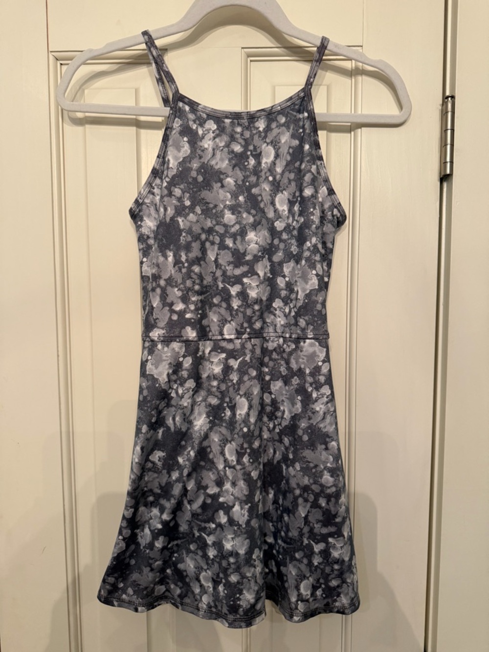 abercrombie kids gray and white tie-dye athletic dress NWOT